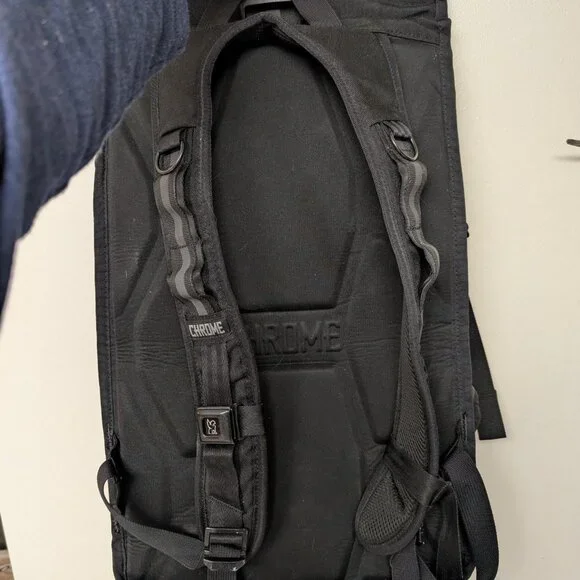 Chrome Industries Barrage Cargo Rolltop Backpack (Good Condition) - Picture 3 of 10